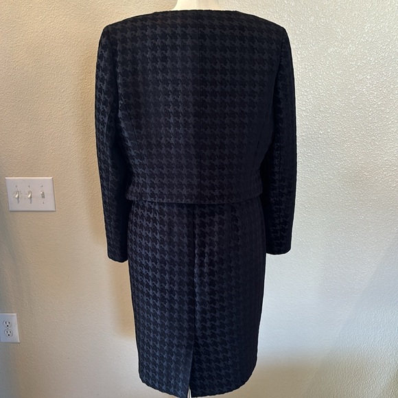 Albert Nipon 2pc dress set - Picture 7 of 8